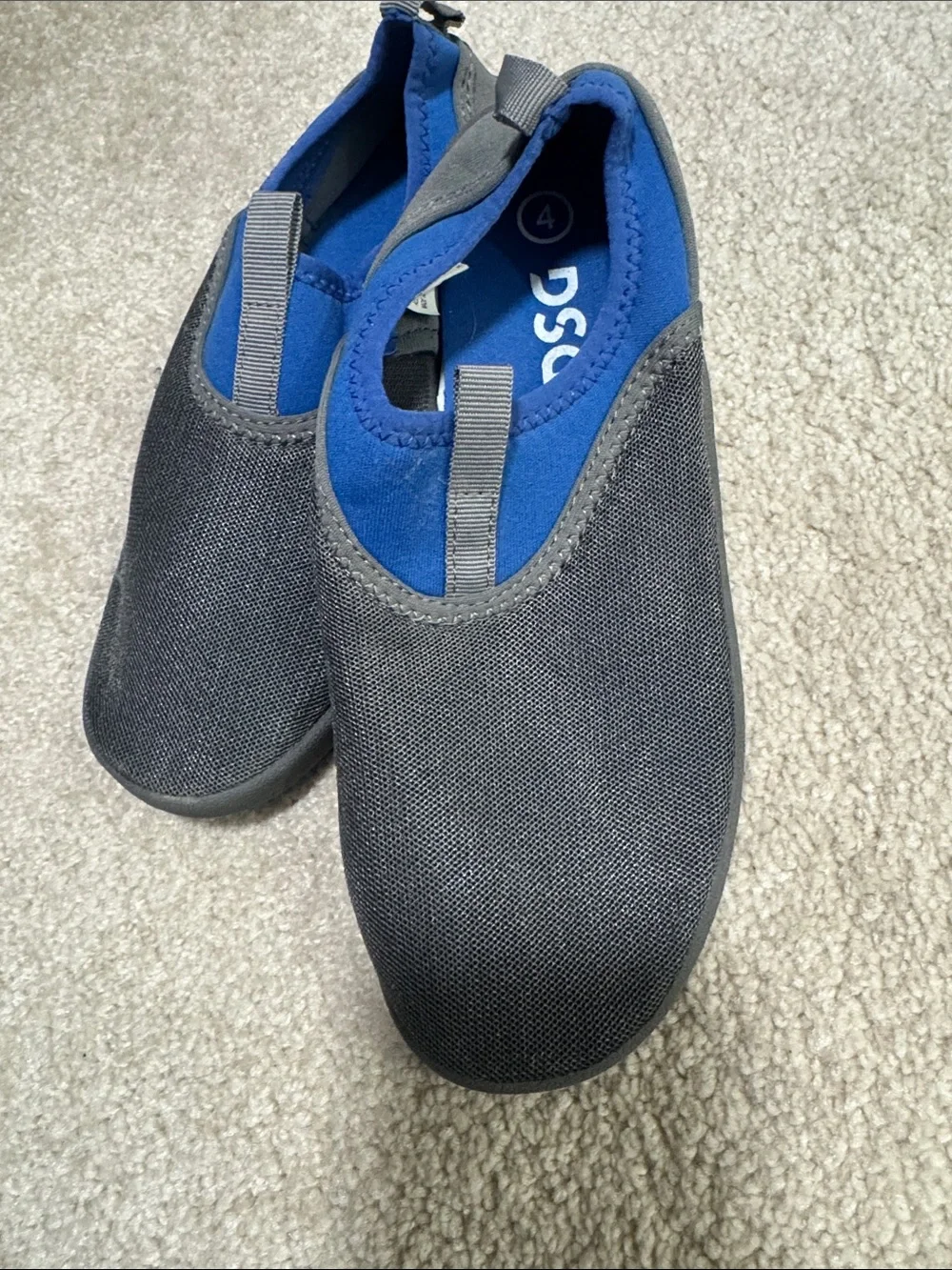 Kids Slip-On Water Shoes in Gray and Blue. Used. Size 4Y.